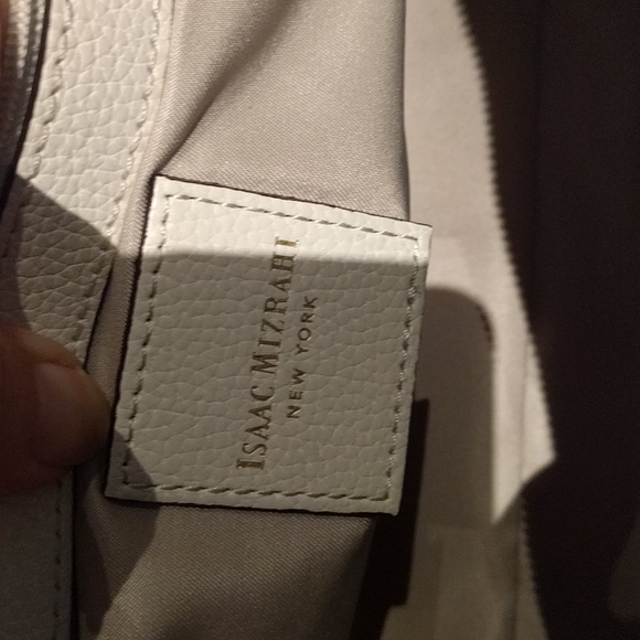 🌼 Beautiful genuine leather bag by Isaac Mizrahi - Picture 5 of 13